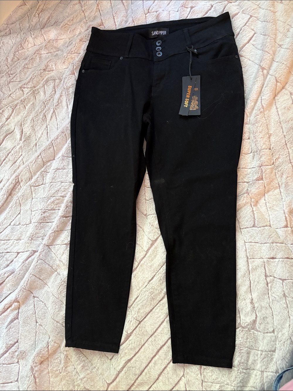 Sandpiper Women's Black Pull-On Straight Leg Pants